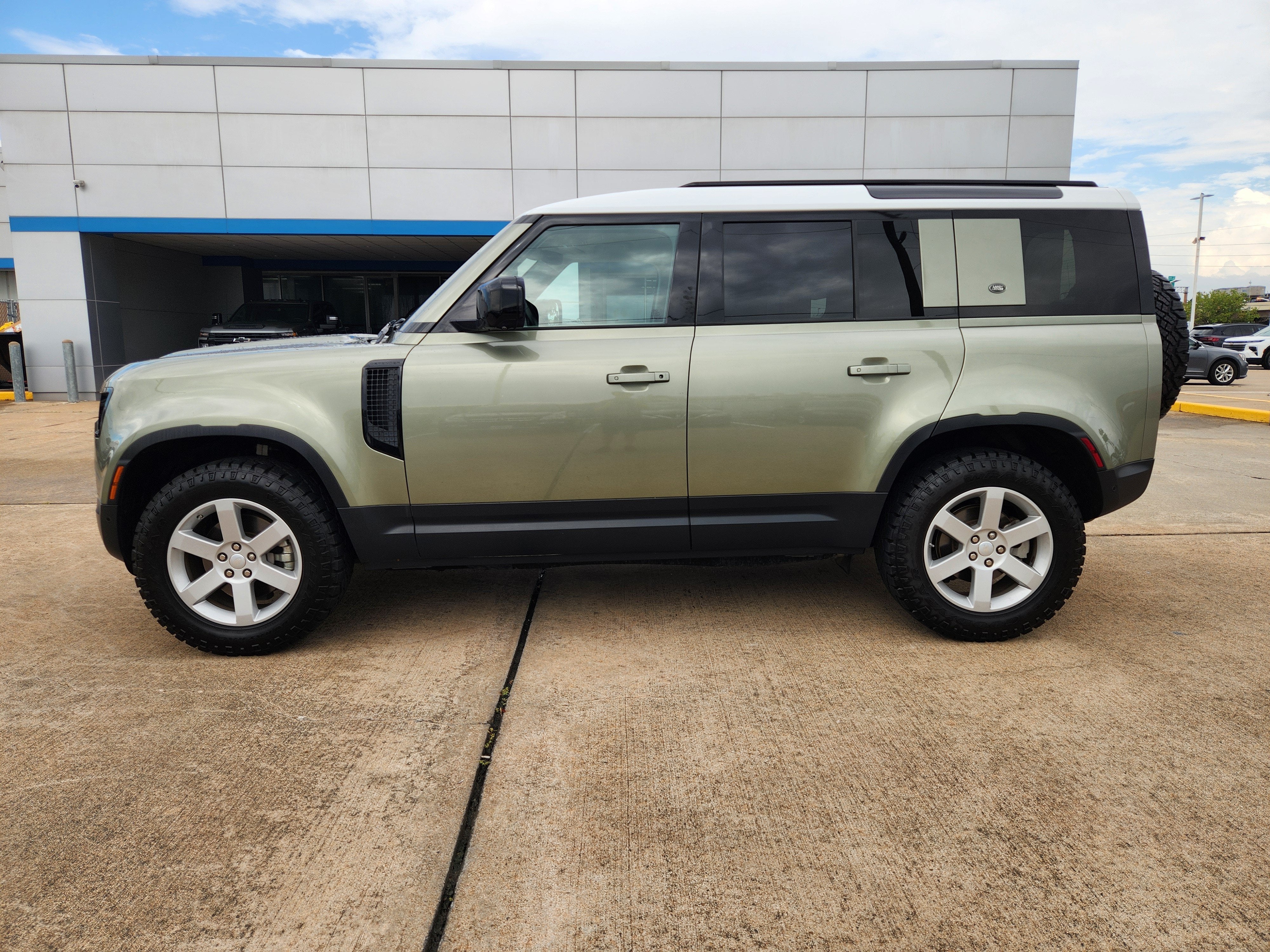 2020 Land Rover Defender S