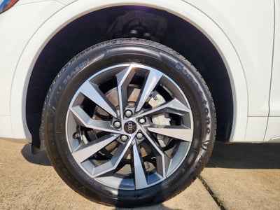 2024 Audi Q5 S line Premium Plus