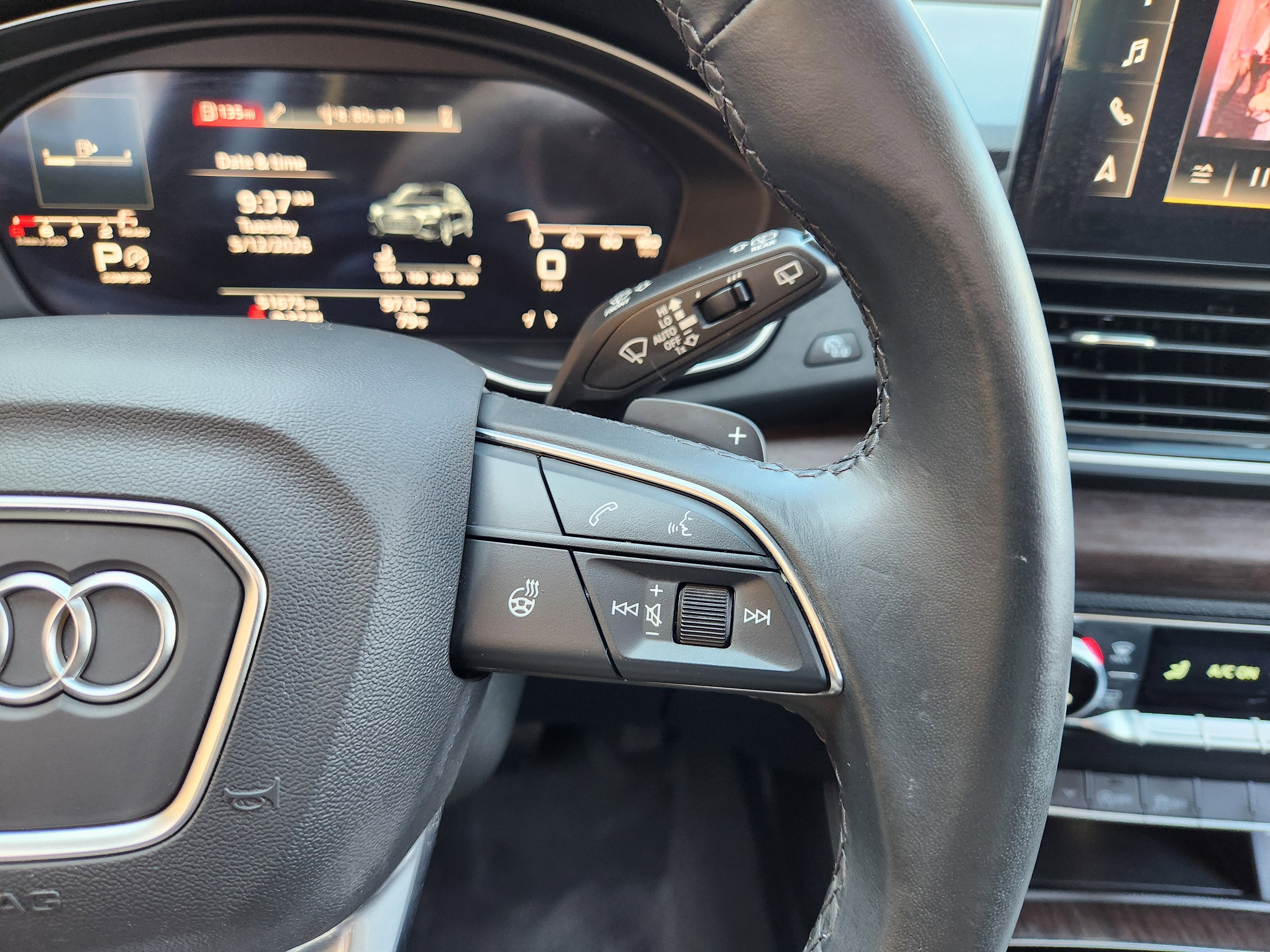 2024 Audi Q5 S line Premium Plus