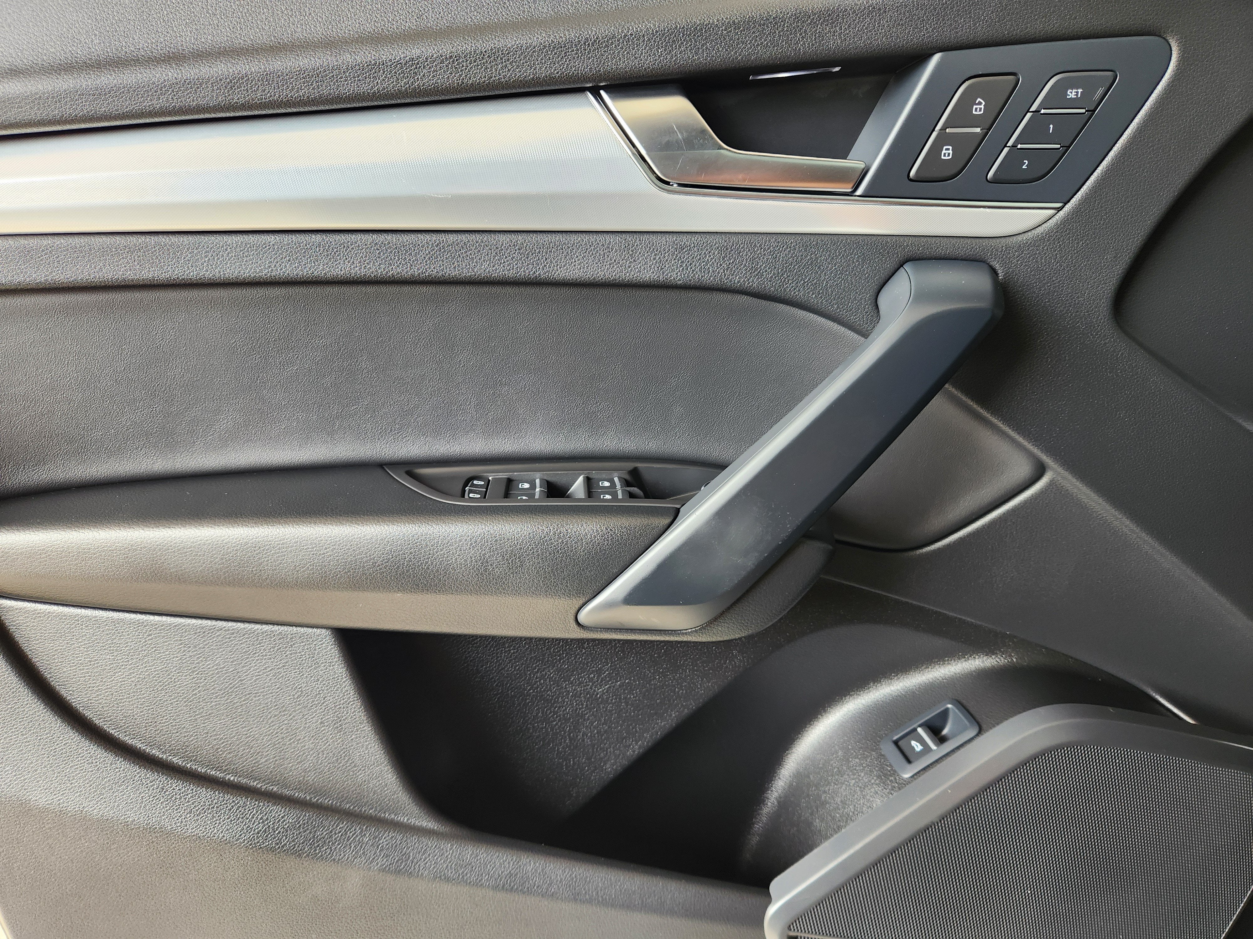 2025 Audi Q5 S line Premium