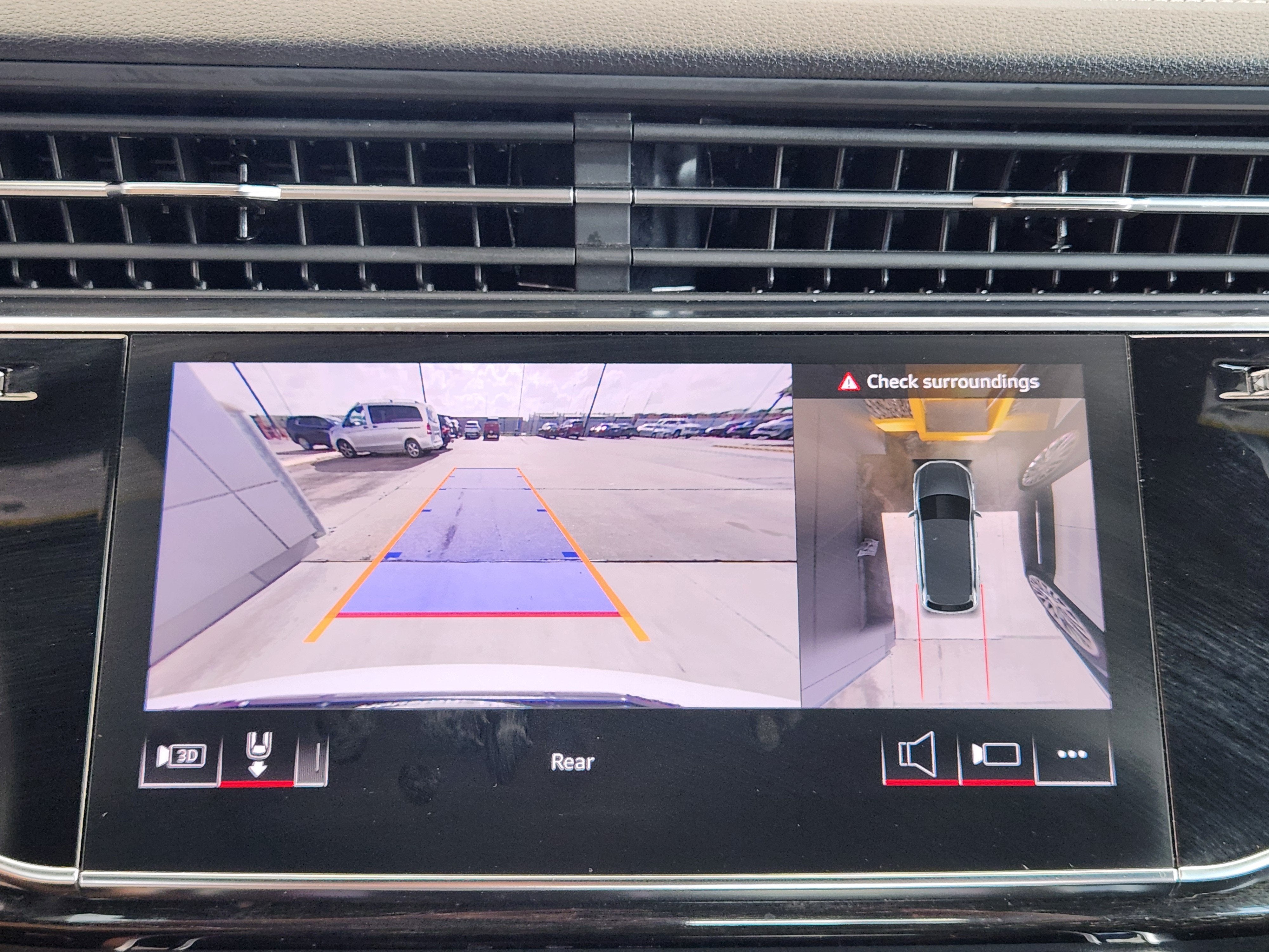 2025 Audi Q7 Premium Plus