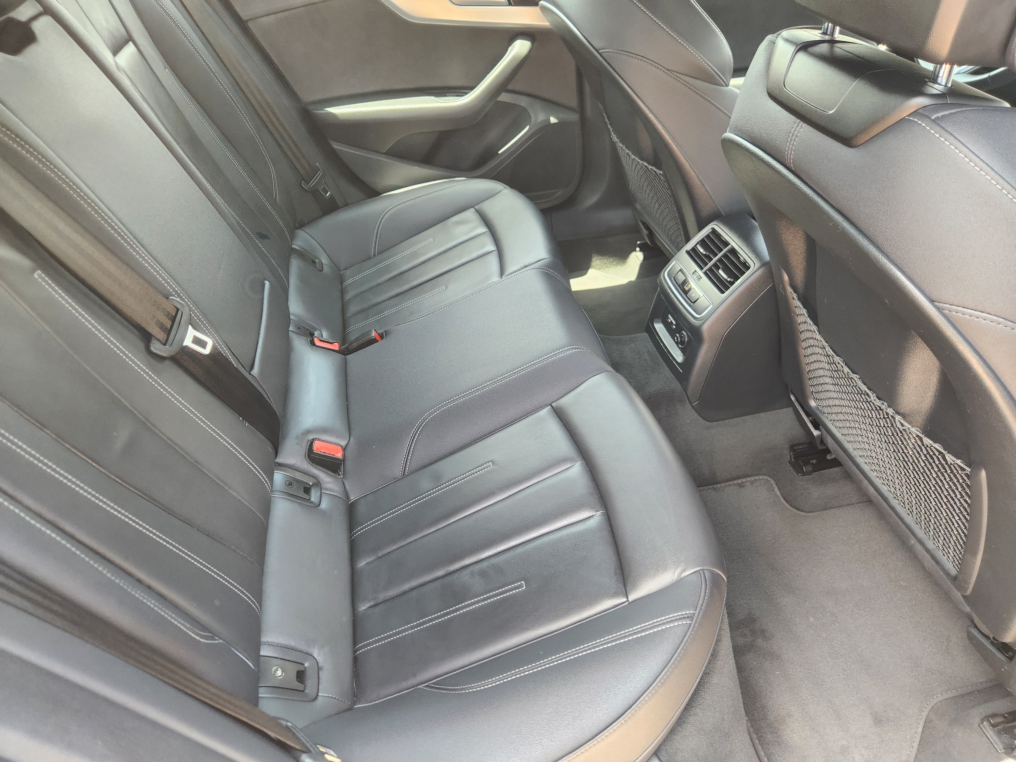 2025 Audi A5 Sportback S line Premium