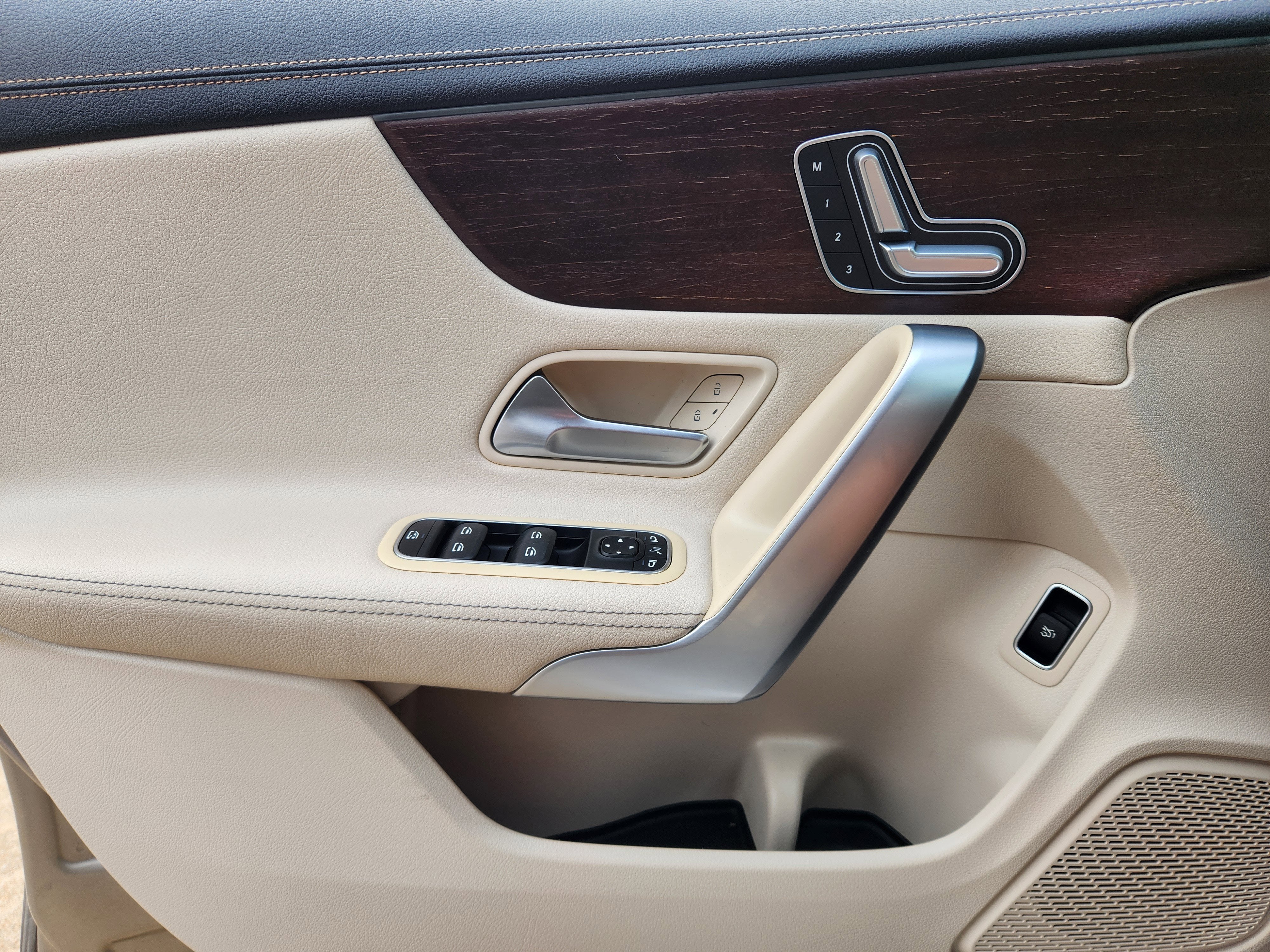 2020 Mercedes-Benz CLA 250 CLA 250