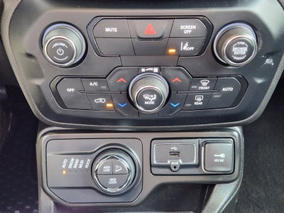 2023 Jeep Renegade Trailhawk