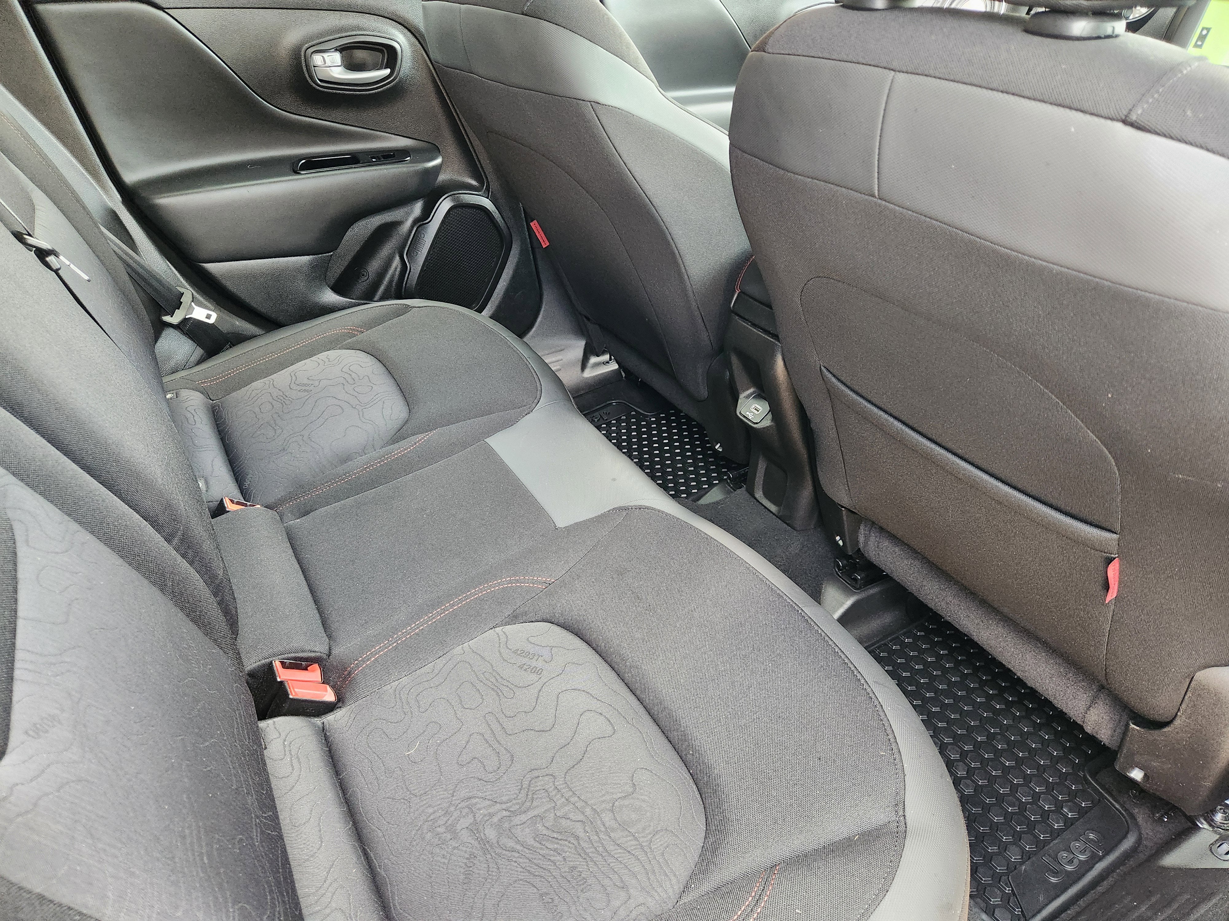 2023 Jeep Renegade Trailhawk